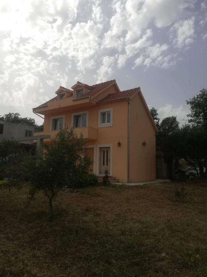 Castello Flower Apartment Kaštela المظهر الخارجي الصورة
