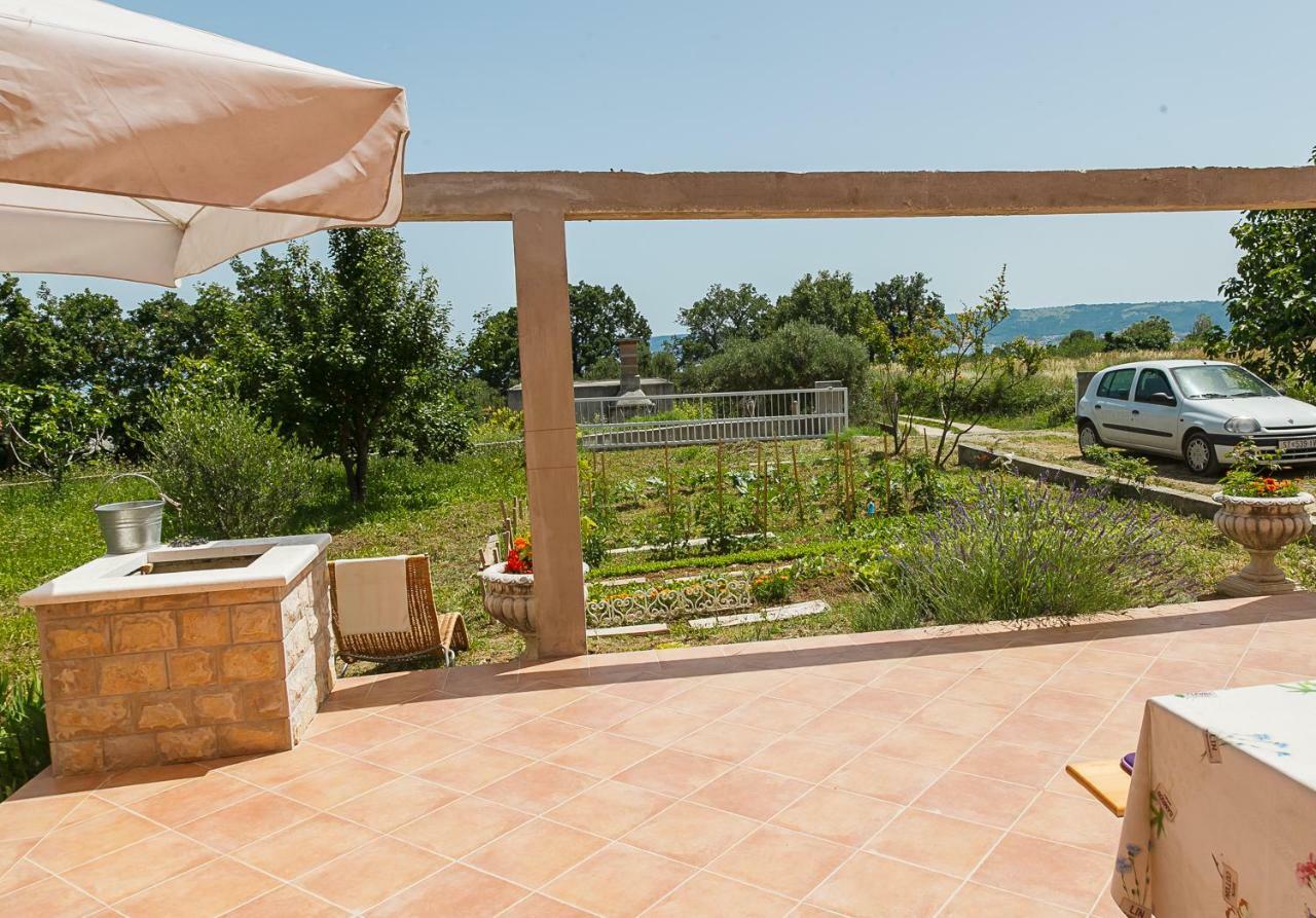 Castello Flower Apartment Kaštela المظهر الخارجي الصورة