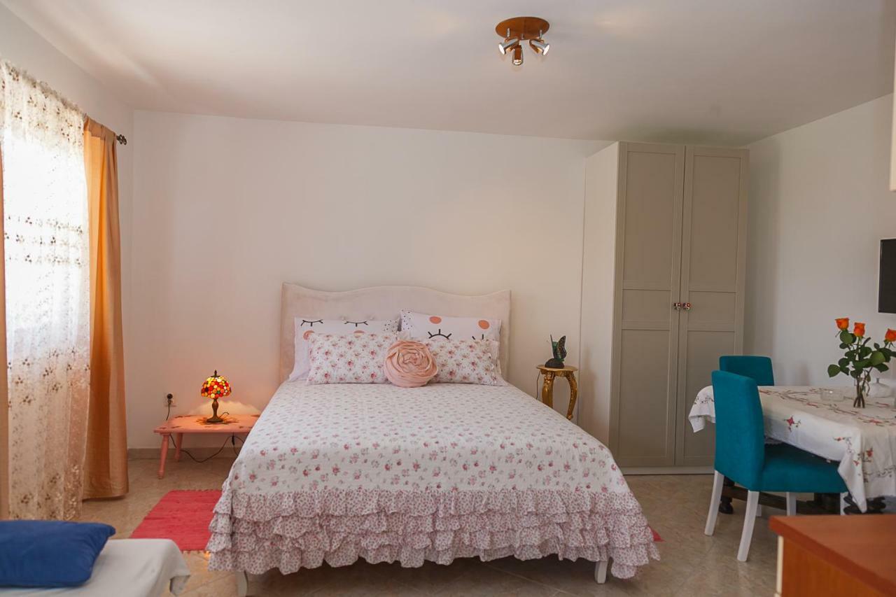 Castello Flower Apartment Kaštela المظهر الخارجي الصورة