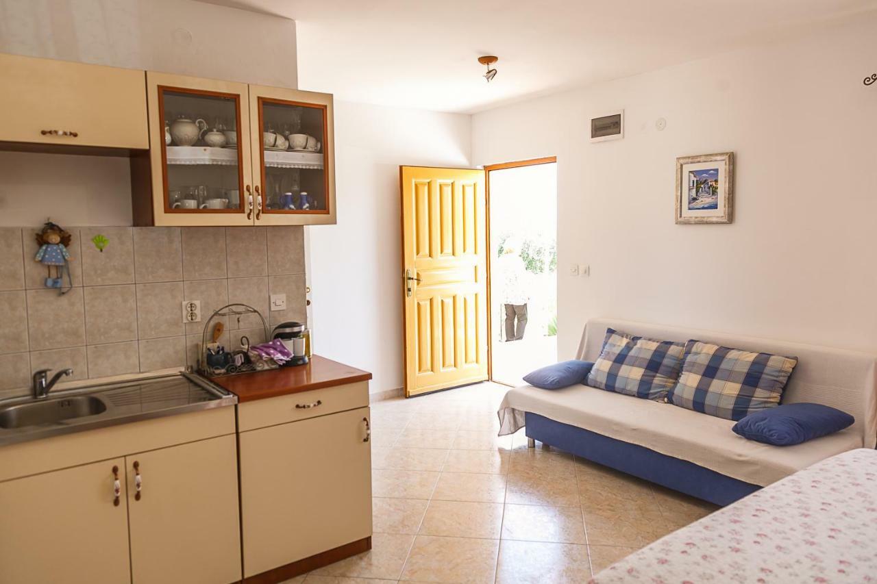 Castello Flower Apartment Kaštela المظهر الخارجي الصورة
